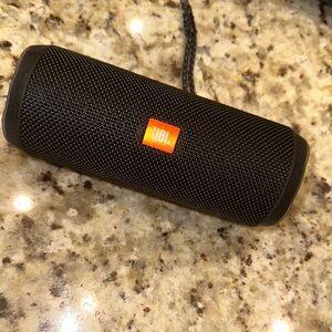 JBL Black Portable Speaker with Durable Mesh Design